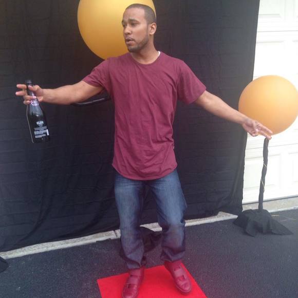 Meet your Posher, Deandre - Picture 1 of 1